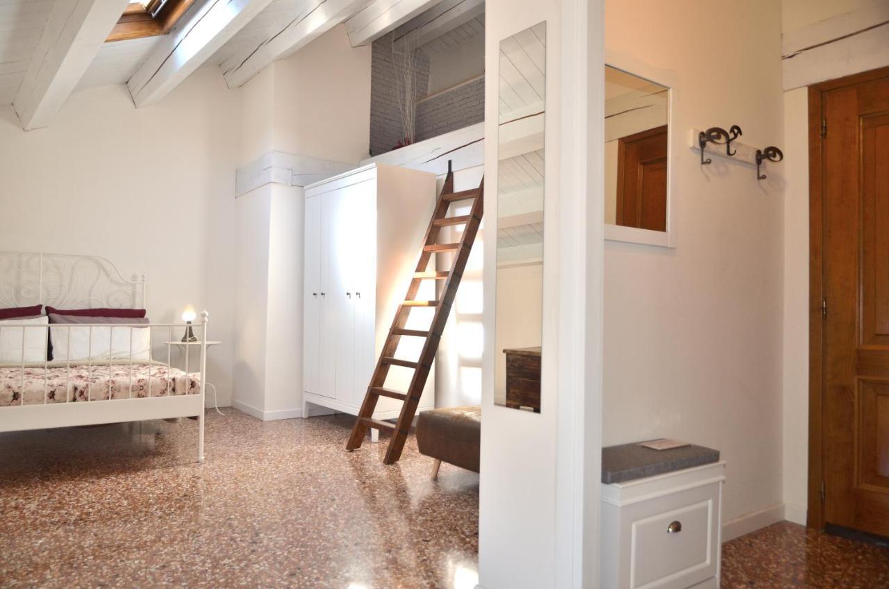 Olly Home Luxury Loft 노알레 외부 사진